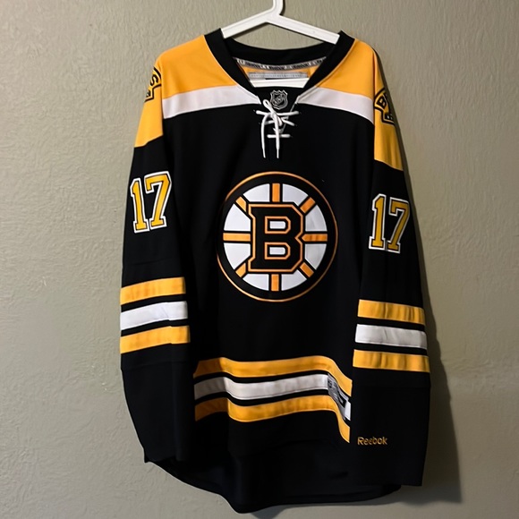 Boston bruins Milan lucic jersey - Picture 1 of 7
